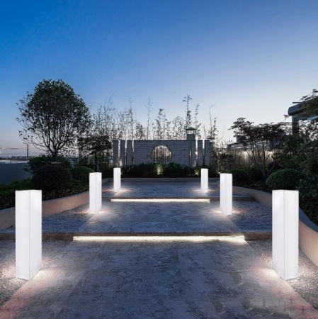 Светильник Колонна 30х115  питание от АКБ, RGB